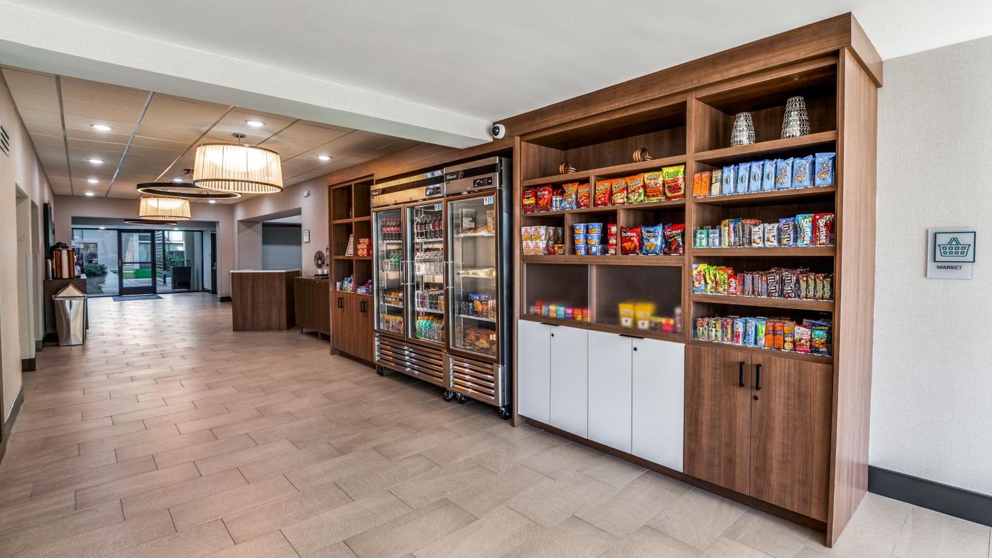 Staybridge Suites Dallas Market Ctr Love Field, An Ihg Hotel Экстерьер фото