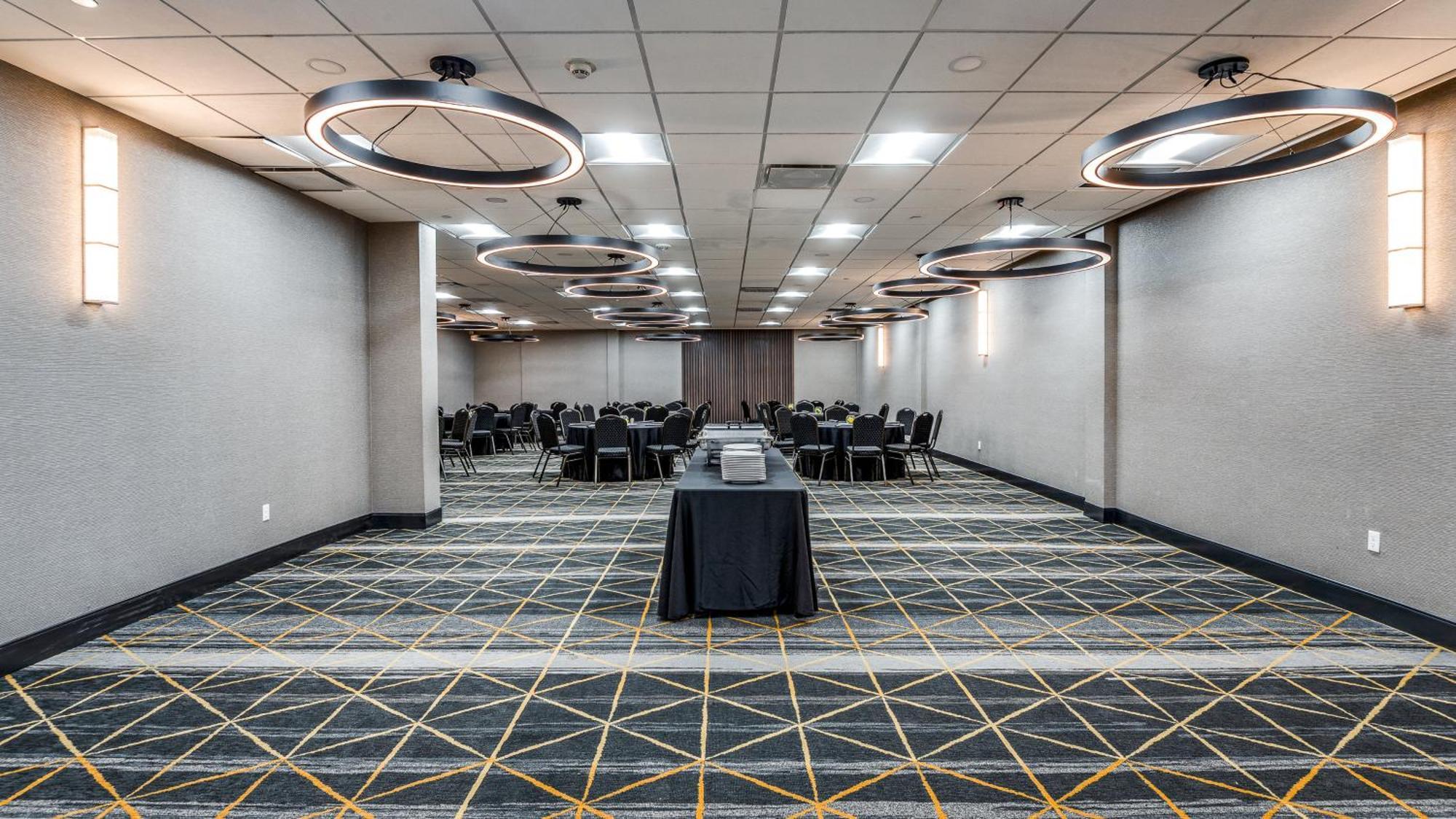 Staybridge Suites Dallas Market Ctr Love Field, An Ihg Hotel Экстерьер фото