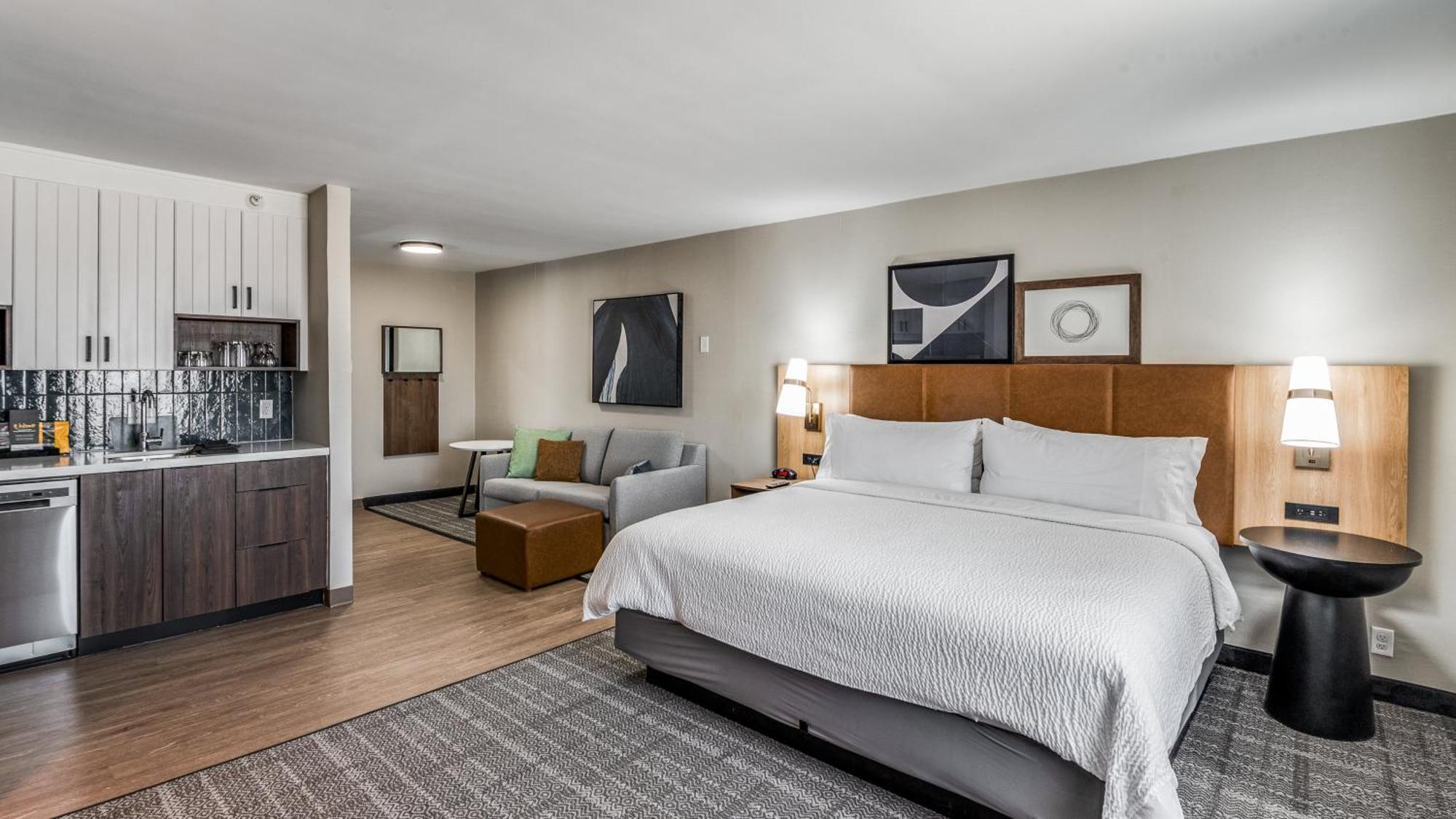 Staybridge Suites Dallas Market Ctr Love Field, An Ihg Hotel Экстерьер фото